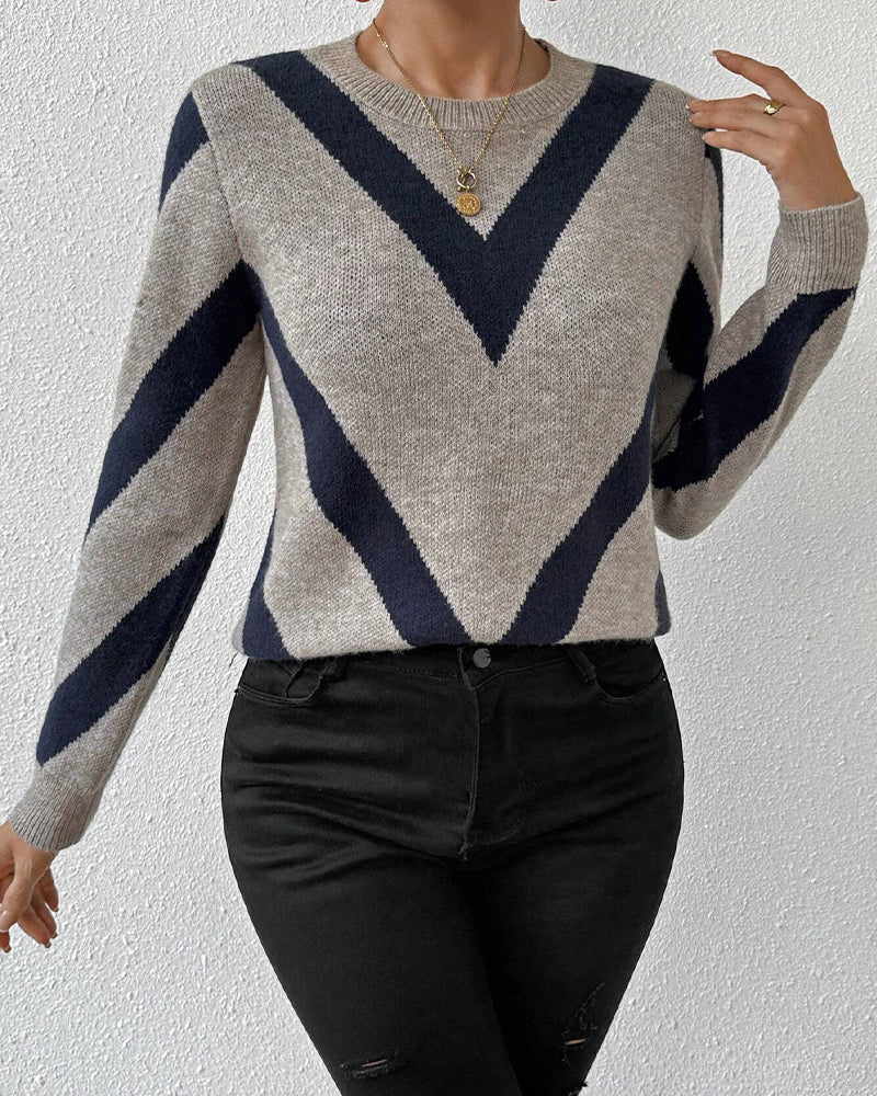 Women's Pullover with Geometric Design and Long Sleeves - 8 - London-stylehouse.com