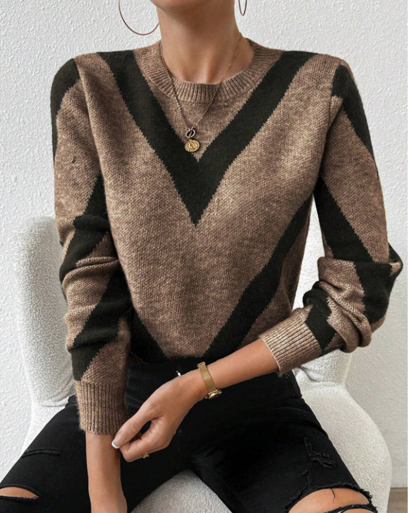 Women's Pullover with Geometric Design and Long Sleeves - 10 - London-stylehouse.com