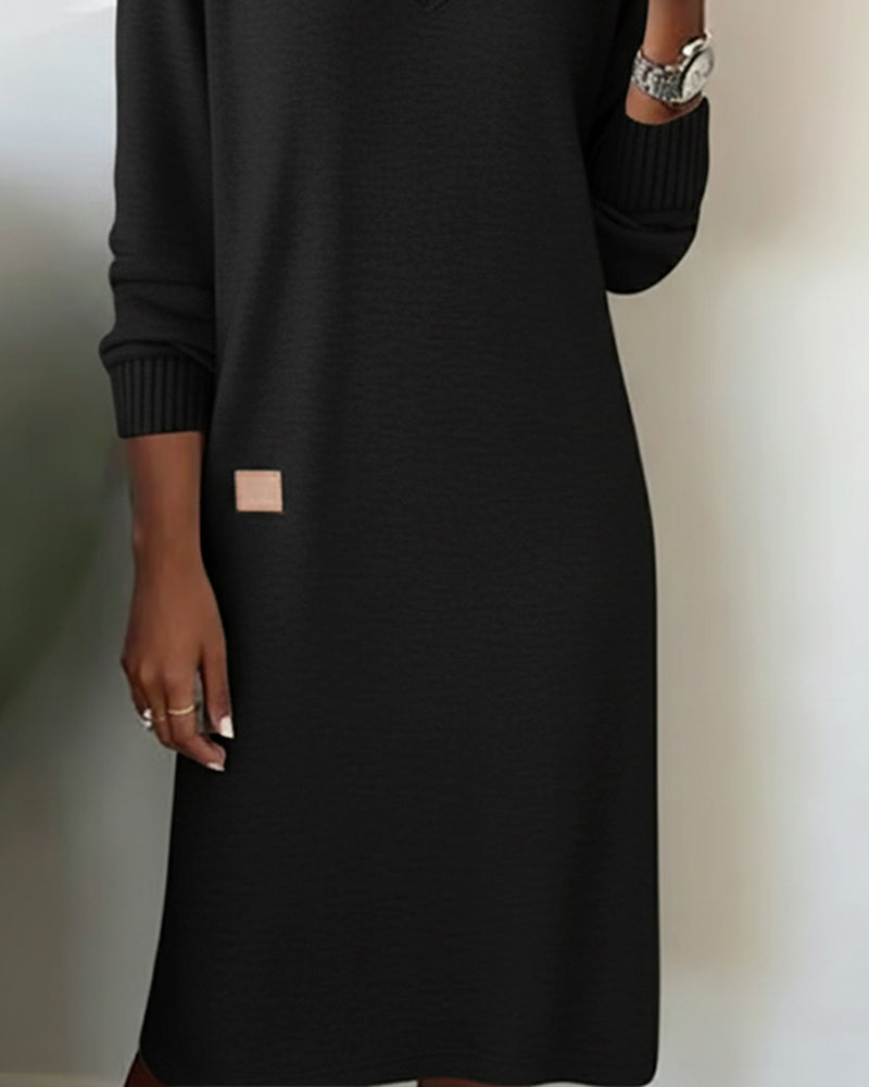 V-Neck Women's Midi Dress with Long Sleeves and Relaxed Fit - 9 - London-stylehouse.com