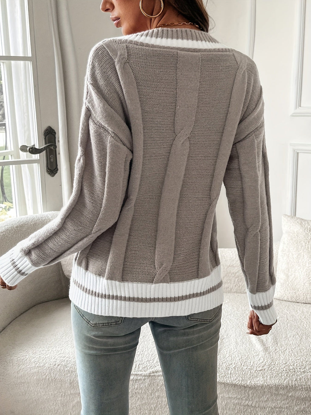 Women's V-Neck Pullover with Striped Sleeves - 6 - London-stylehouse.com