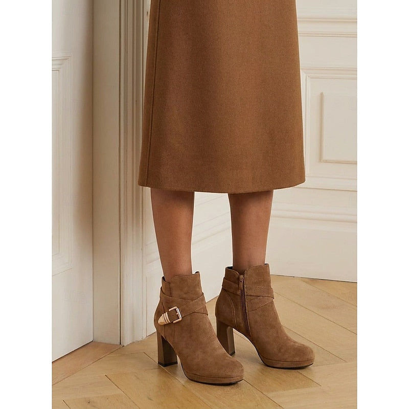 Women's Ankle Boots with Block Heel and Chic Buckle Detail - 9 - London-stylehouse.com