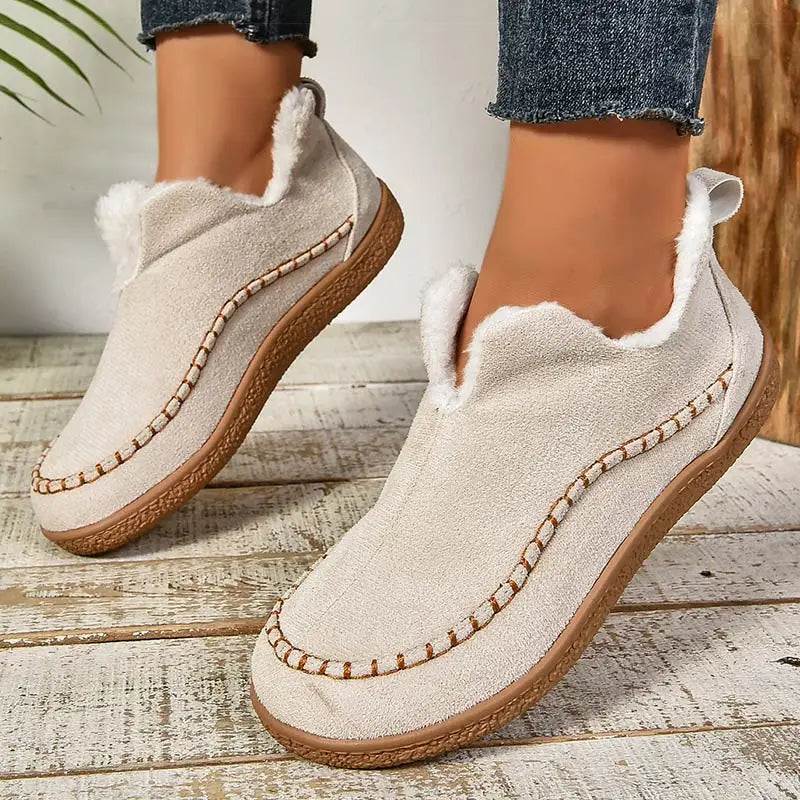 Casual Women's Slip-On Shoes with Cozy Lining and Stitch Detail - 1 - London-stylehouse.com