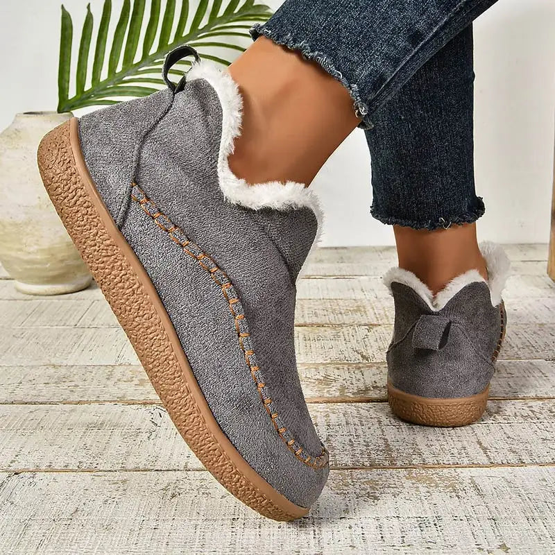 Casual Women's Slip-On Shoes with Cozy Lining and Stitch Detail - 6 - London-stylehouse.com