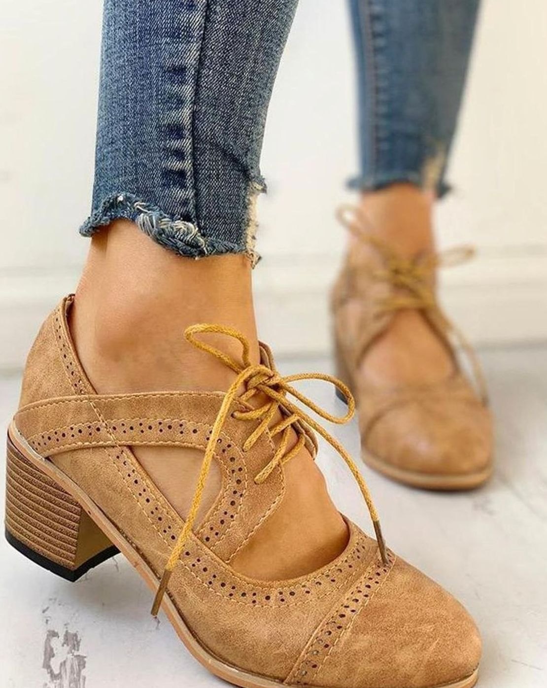 Block Heels Women's Brogue Style with Lacing - 3 - London-stylehouse.com