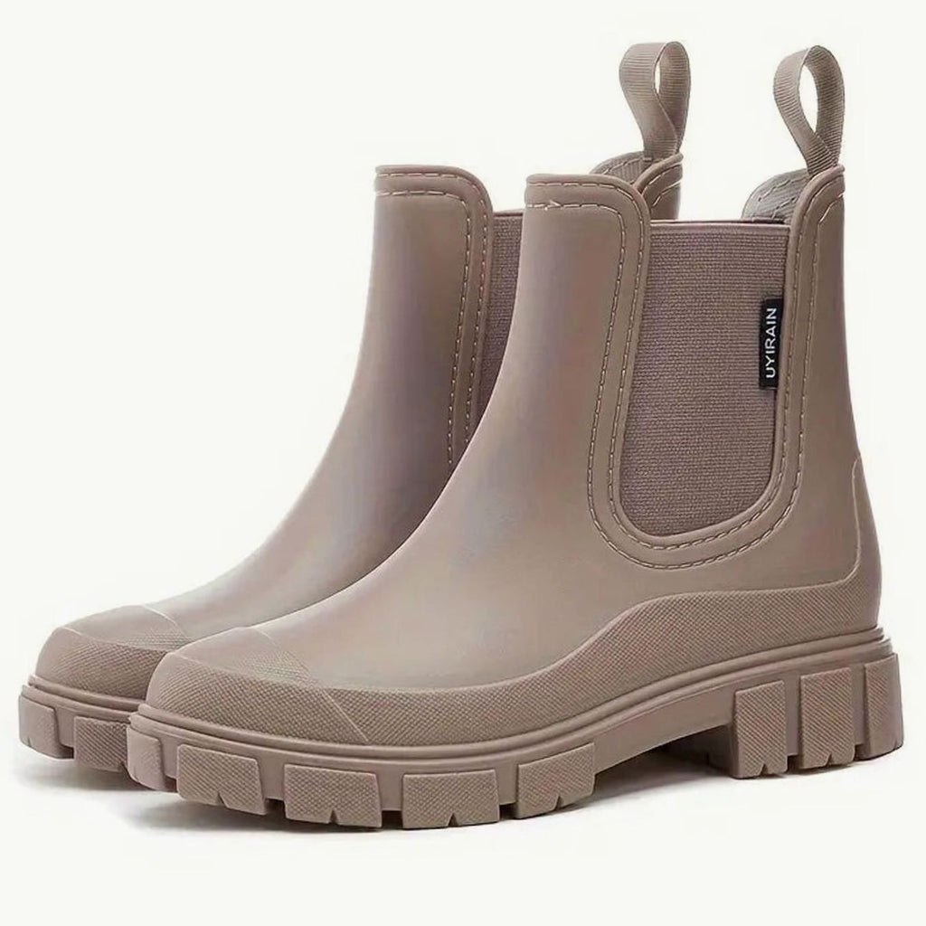 Chelsea Boots for Women with Chunky Sole and Elastic Side Panels - 1 - London-stylehouse.com