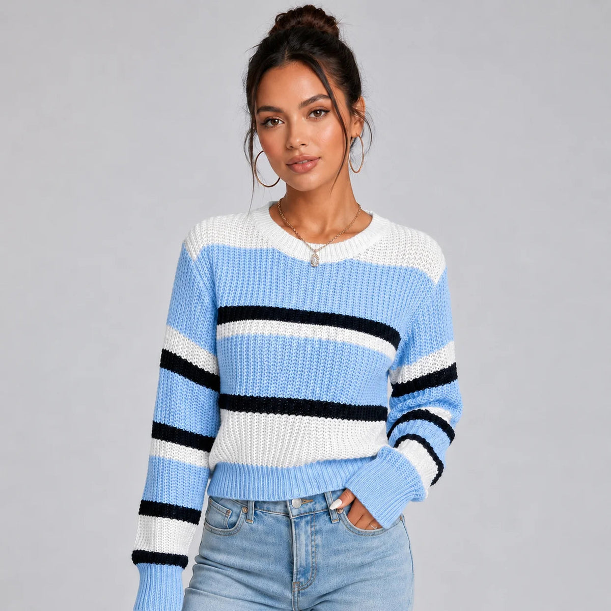 Women's Striped Pullover with Round Neckline and Relaxed Fit - 1 - London-stylehouse.com