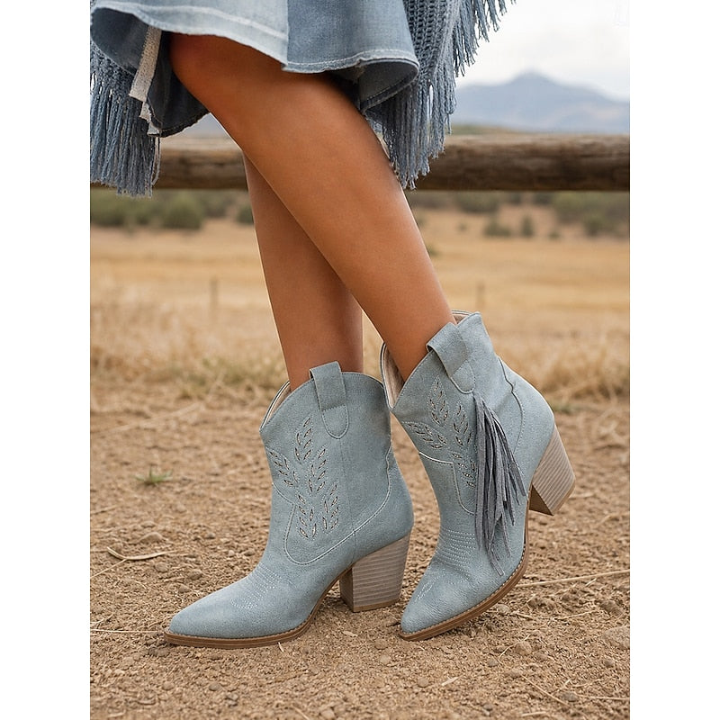 Western Boots Women with Block Heel and Fringe Detail - 7 - London-stylehouse.com