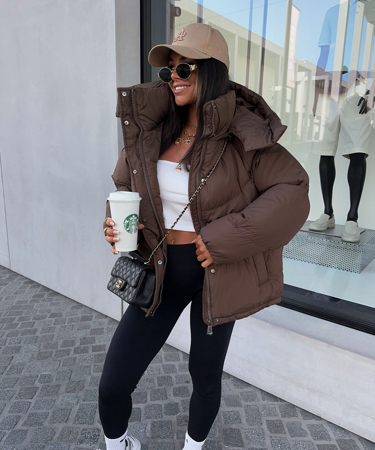 Puffer Jacket Women's Oversized Design with Detachable Hood - 3 - London-stylehouse.com