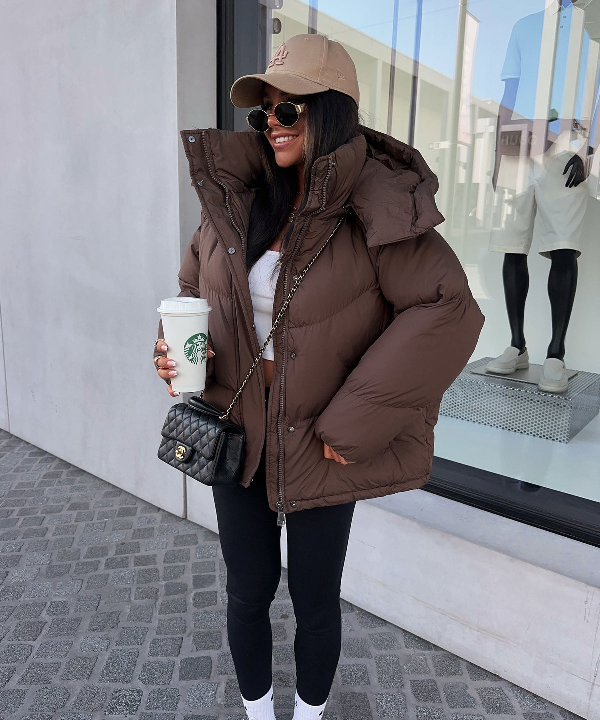 Puffer Jacket Women's Oversized Design with Detachable Hood - 4 - London-stylehouse.com