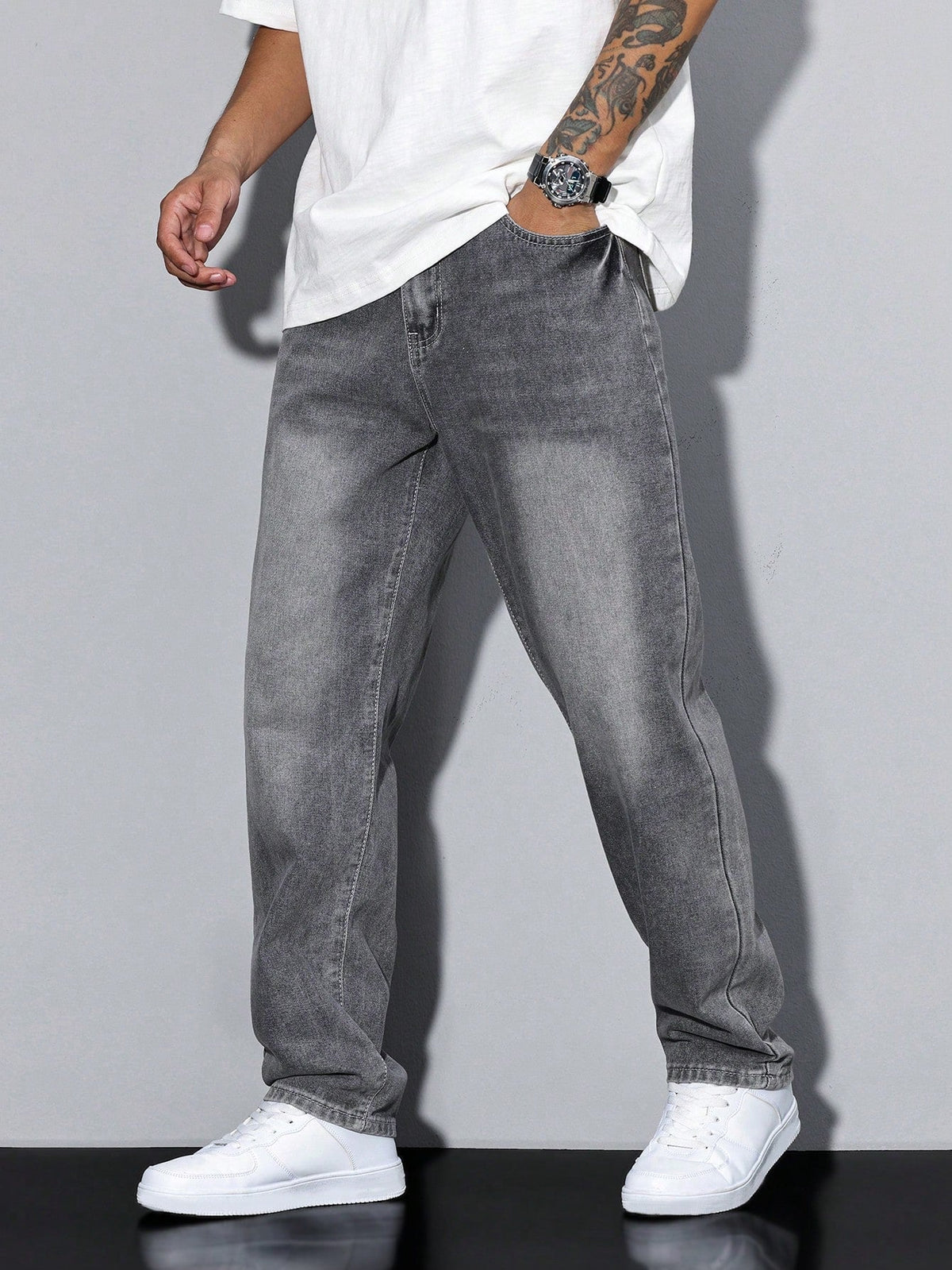 Men's Casual Straight Leg Jeans with Natural Waist and Functional Pockets - 1 - London-stylehouse.com