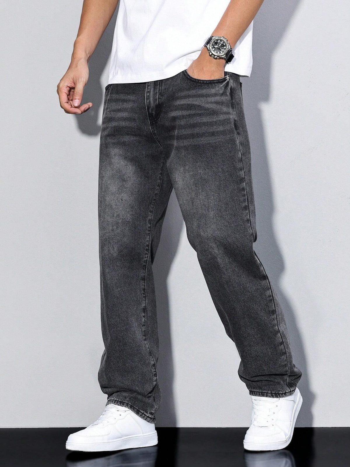 Men's Casual Straight Leg Jeans with Natural Waist and Functional Pockets - 3 - London-stylehouse.com