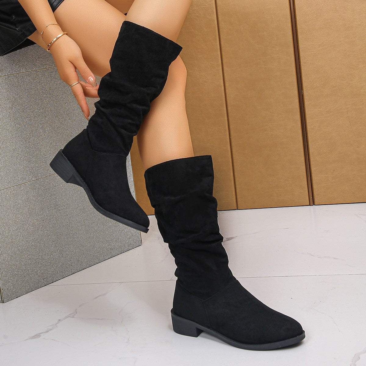 Women’s Relaxed Fit Slouch Boots with Rounded Toe - 4 - London-stylehouse.com