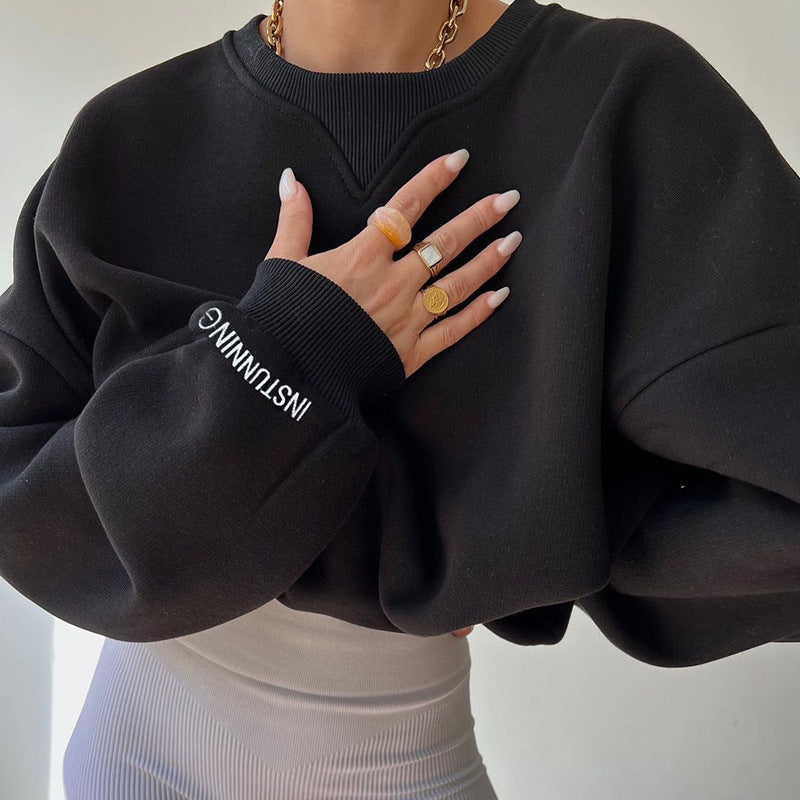 Women's Oversized Fit Sweatshirt with V-Neckline - 3 - London-stylehouse.com