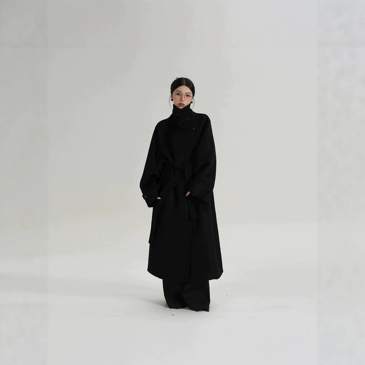 Chic Longline Women's Coat with Relaxed Fit and Stand Collar - 8 - London-stylehouse.com