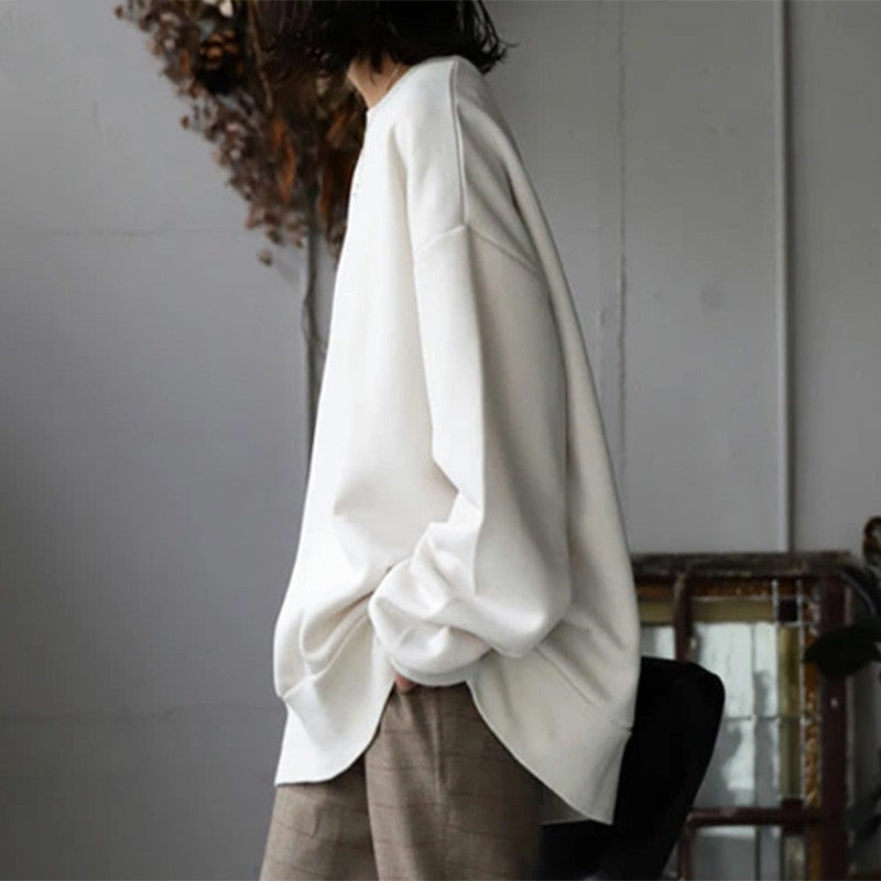 Relaxed Fit Women's Sweatshirt with Unique Patch Design - 17 - London-stylehouse.com