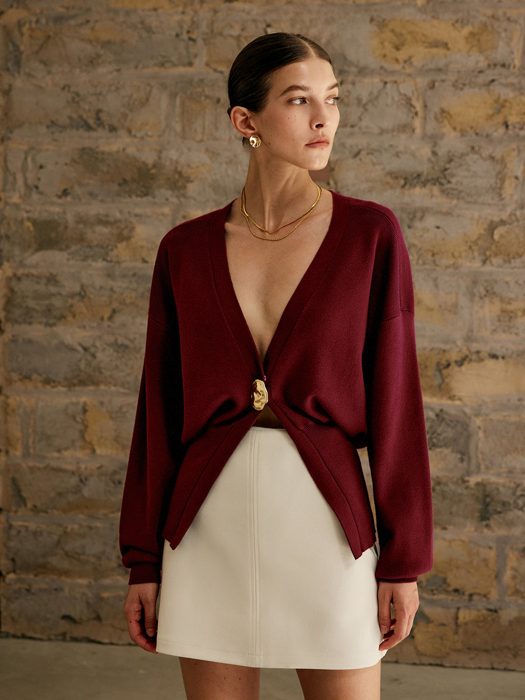 Paula plain cardigan with gold buttons in burgundy