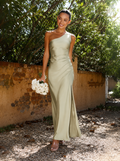Sarah – Elegant and Sexy Dress with Asymmetrical Slit