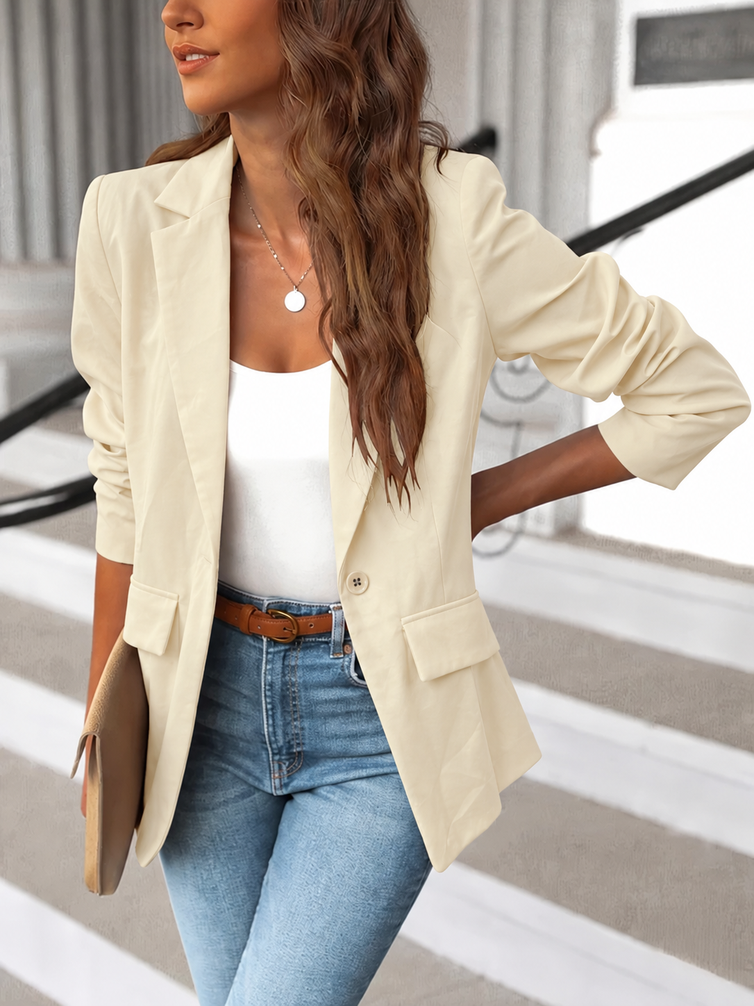 Women’s tailored blazer with a single-button fastening | L&S