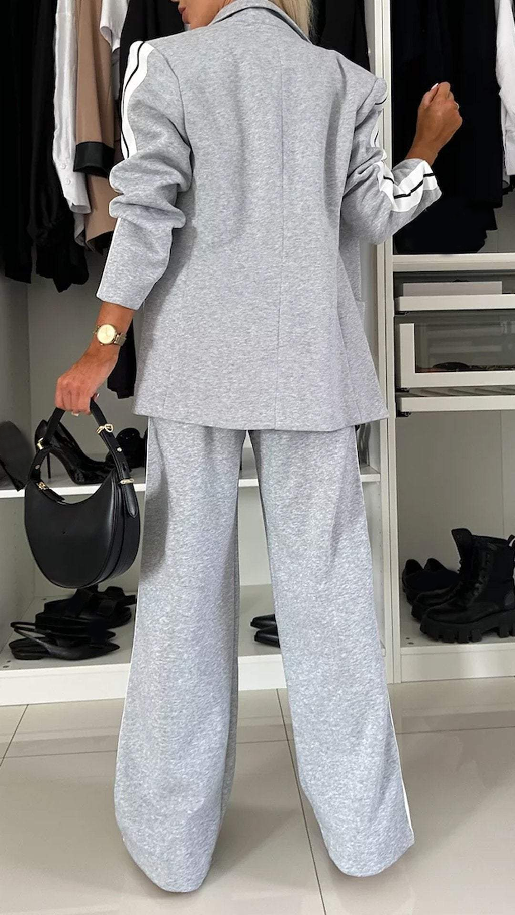 Two-piece set comprising a blazer and trousers in a relaxed fit for women, with a striped pattern - J&B; - 4 - London-stylehouse.com