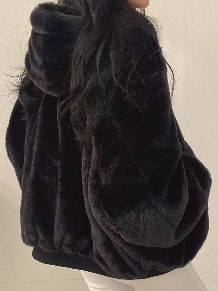 Oversized down jacket for women with a soft faux fur lining - J&B; - 3 - London-stylehouse.com