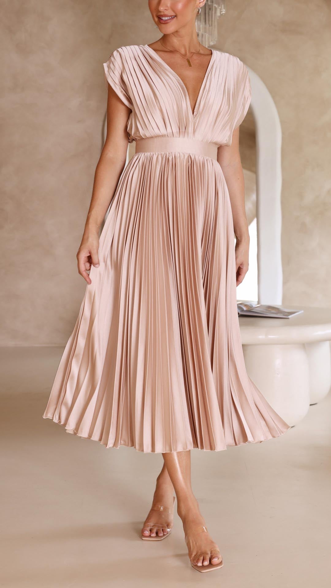 Ella – Elegant Pleated Maxi Dress for Women - Image 7