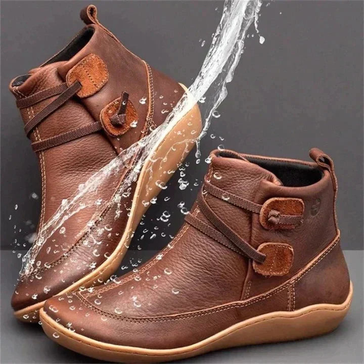 Lucía comfort-fit ankle support boots in brown