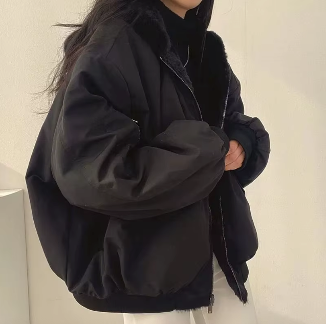 Oversized down jacket for women with a soft faux fur lining - J&B; - 6 - London-stylehouse.com