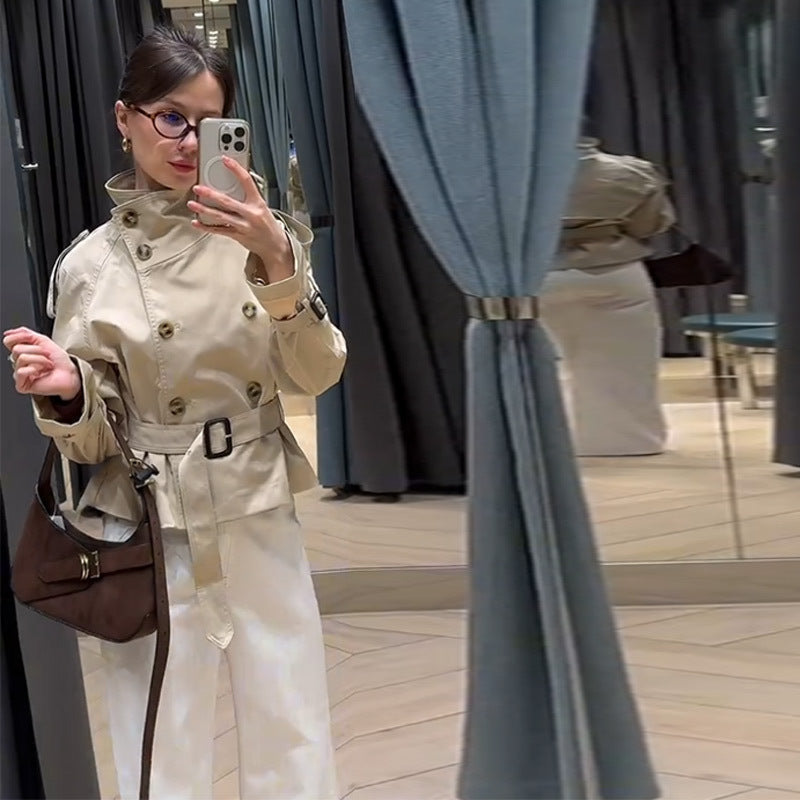 Eleganter Damen-Trenchcoat mit tailliertem Schnitt und Gürtel - J&B - 4 - Annoboutique