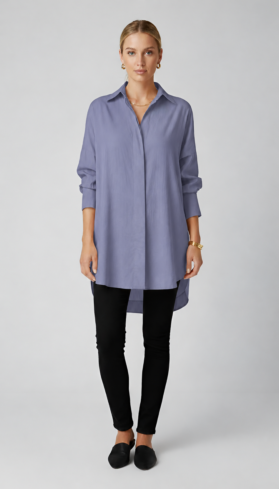 Lisa – Elegant oversized cotton shirt with classic collar for Women