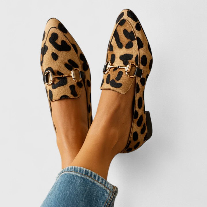 Hannah – Women Leopard slippers with pointed toe Shoes - Image 1