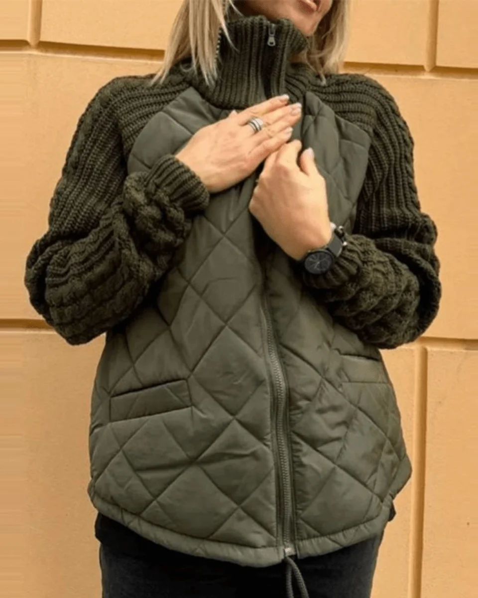 Women's quilted jacket with a high collar and textured sleeves | L&S - 4 - London-stylehouse.com