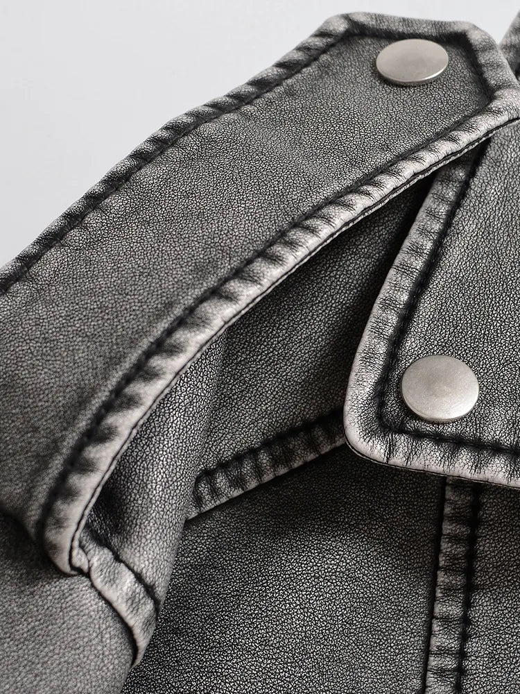 Short women’s motorbike jacket with a belt at the waist - 3 - London-stylehouse.com
